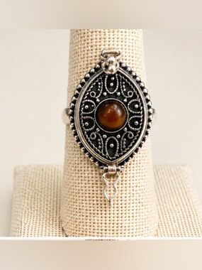 Vintage Poison Ring Tigers Eye Silver Bronze Pill Box Statement Ring size 8.5